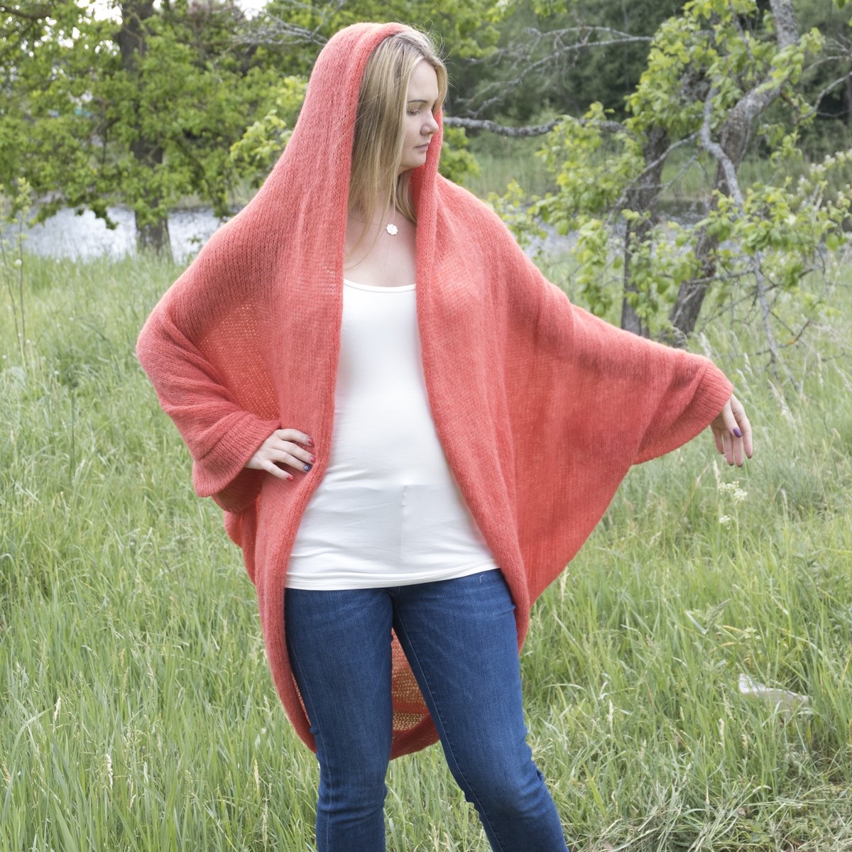 #Handmade #Chunky #natural #alpaca #silk yarn #cocoon #cardigan, knit #cocoon wrap, chunky loose cardigan, summer oversize #wrap, #knit #vest, oversize vest, very soft yarn bit.ly/3J2CbUz via @Etsy #handmade