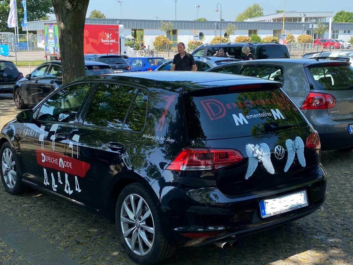 PersonalMode's tweet image. On a des fans hardcore en Allemagne ! #Dusseldorf #DepecheMode #MementoMori