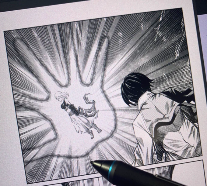 描いてて小学生の頃読んでたコロコロのイナイレゴッドハンド思い出した⚡️