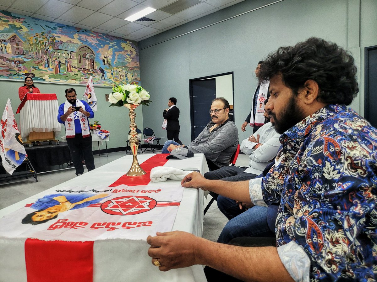 NagaBabuOffl's tweet photo. U R an exceptional comedian, bringing humor to the stage, and a genuinely humble in ur personal life. Your commitment to the principles of janasainik is truly inspiring. May you be blessed with an abundance of prosperous years &amp; exciting projects in the future. HBD @HyperAadi https://t.co/qSyo3j1NEq