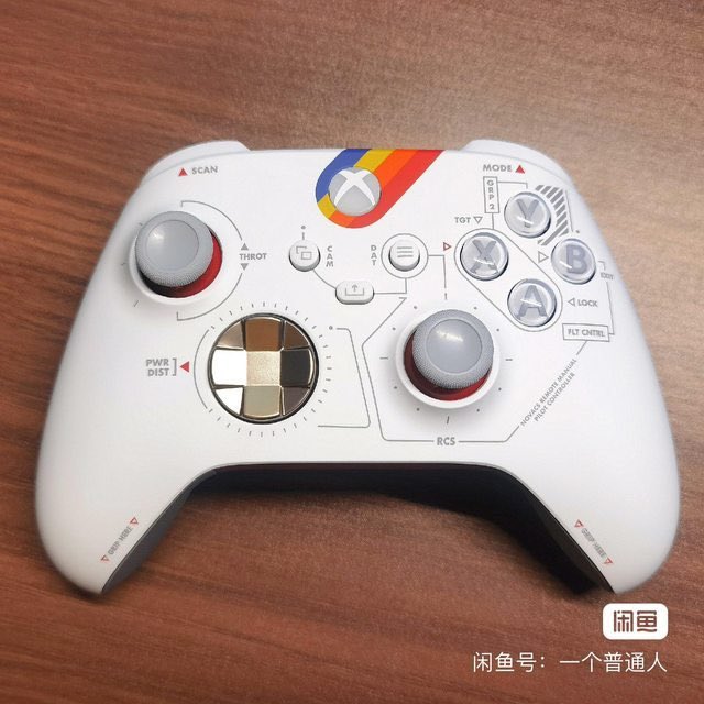 [閒聊] Xbox 星空手把與耳機已經在賣場出現了