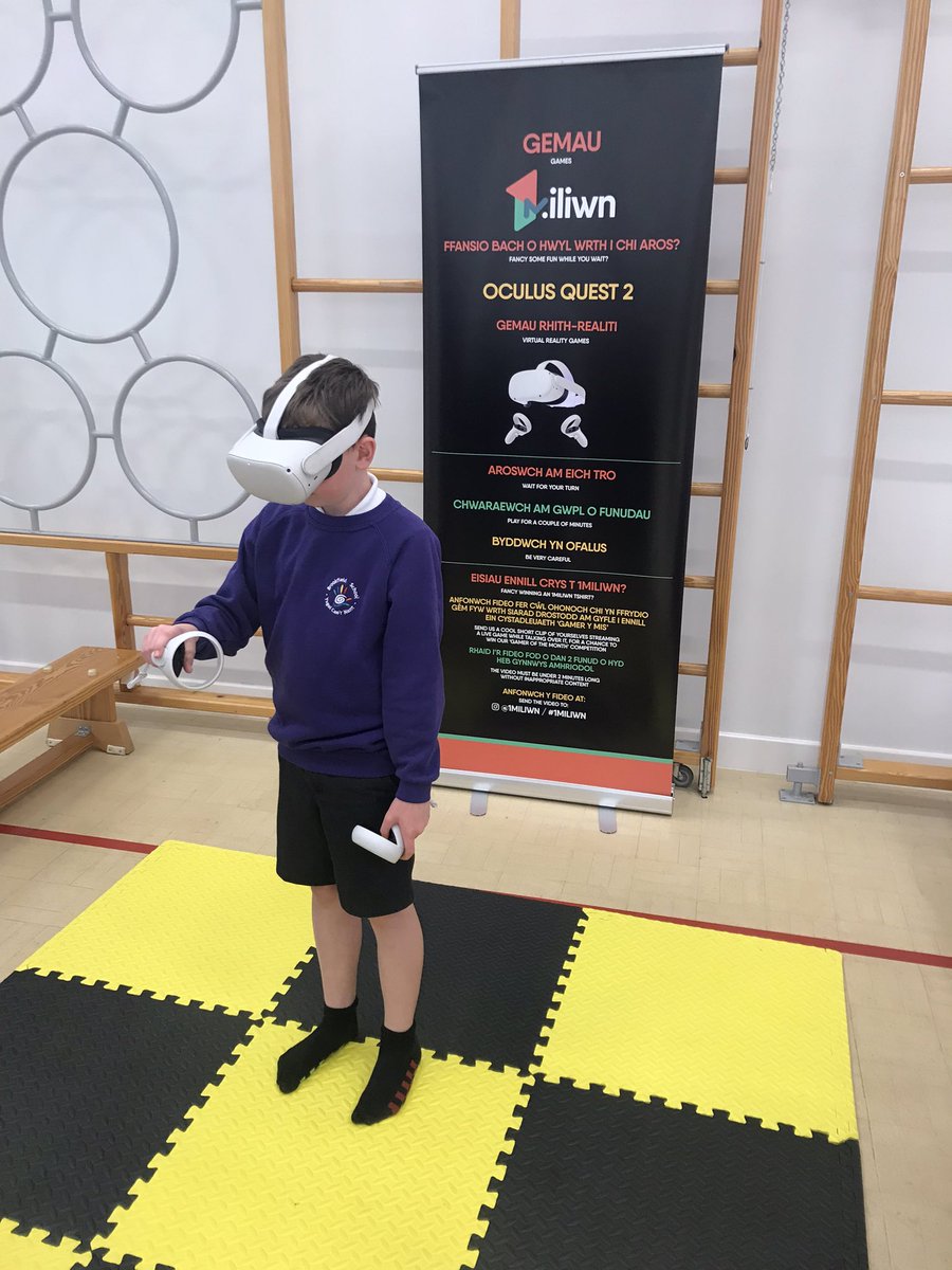 Hwyl a sbri borema! All very exciting using our Welsh language to make podcasts, vlogs and develop oracy, discussing different topics. Diolch yn fawr <a href="/AmeerPresenter/">Ameer Davies-Rana</a> profiad bythgofiadwy 🏴󠁧󠁢󠁷󠁬󠁳󠁿