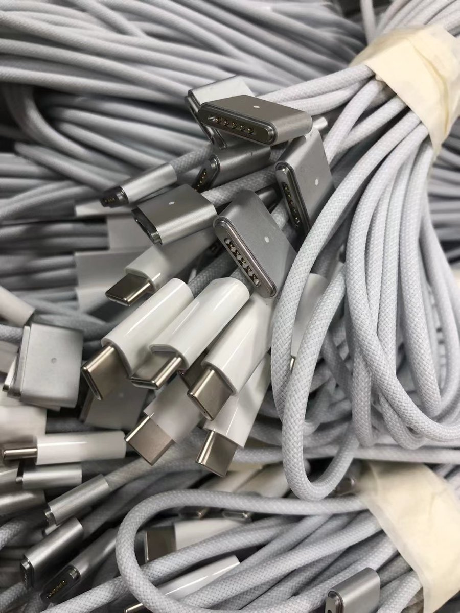 saralin30722813's tweet image. WTS :
Genuine apple USB-C To Magsafe 3 Cable (2M) MLYV3FE/A - For 2021 MacBook Pro 14”And 16”
Grade A/B , Bulk packed 
Stock available in HK/USA
For more info
WhatsApp : lnkd.in/gmu8VnPA 
Skype :live:morebuy88

#applecharger #typec #typeccable #typeccharger#magsafe3