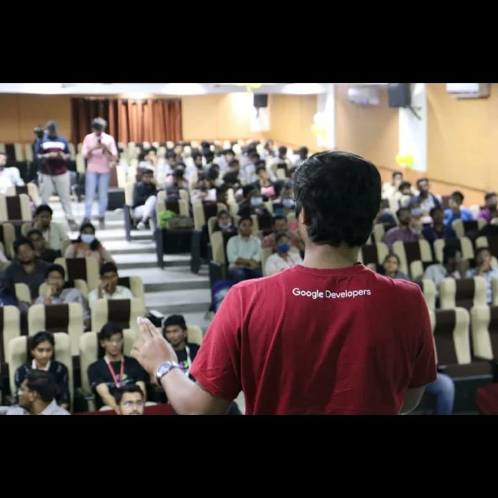 gdsc_gni's tweet photo. GDSC GNI 2023 WRAP UP SESSION*
*GCCP CAMPAIGN 2022*
During the journey of GCCP, the developers came across various new topics and concepts related to Cloud Technology that powers apps like Google search,Gmail, and YouTube. 
#gdsc #google #gdscgni #googleindia #googledevs https://t.co/0fqpmpq7bJ