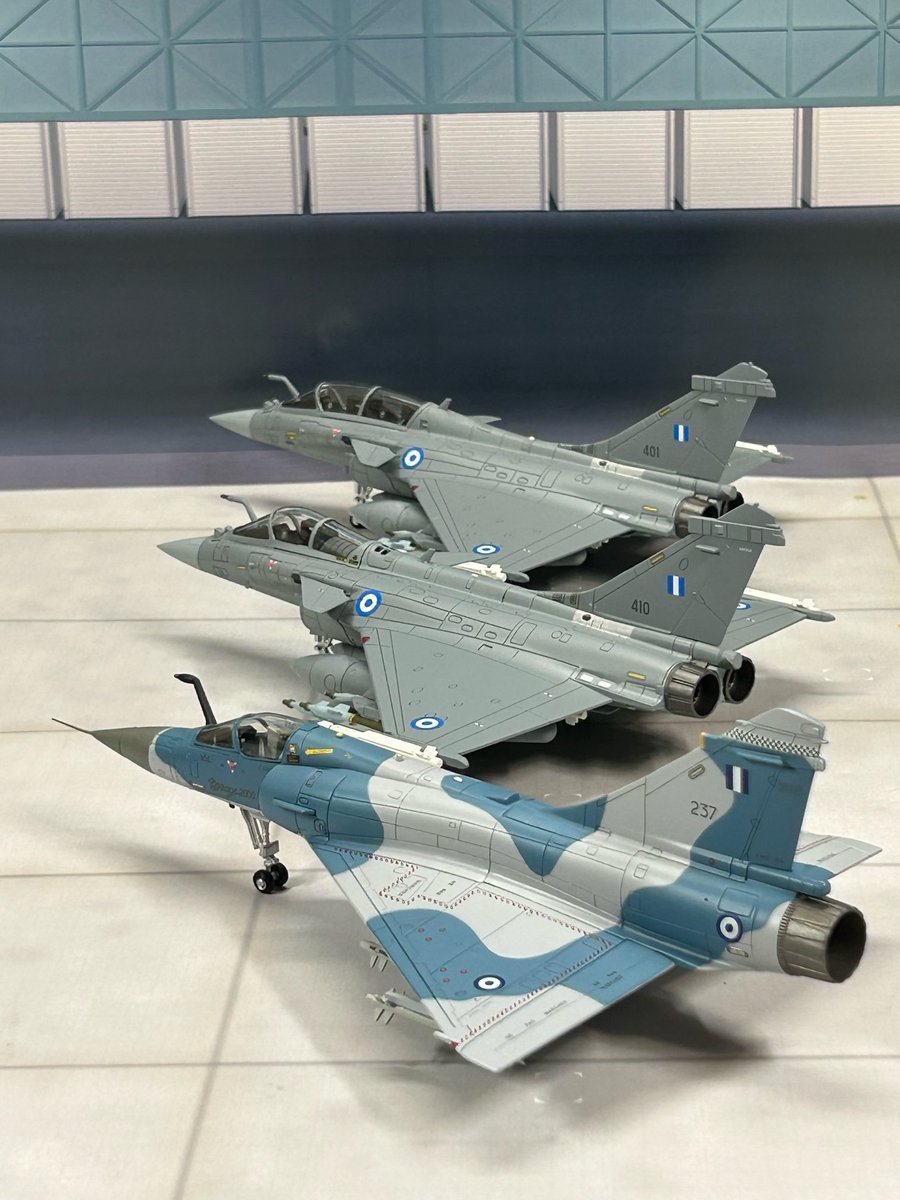 ギリシャ空軍が好きなんです。
特にF-4やF-16の迷彩が独特でいいですね。
#HOBBYMASTER #ホビーマスター #Rafale #ラファール #Mirage2000 #ミラージュ2000 #HellenicAirForce #GreekAirForce #ΕλληνικήΠολεμικήΑεροπορία #ギリシャ空軍