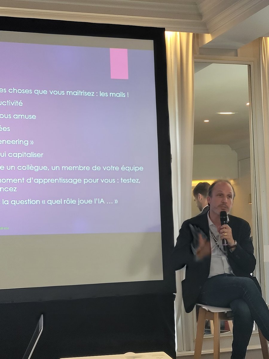 2 conseils de <a href="/rdecormisgto/">Raphaël de Cormis</a> sur comment commencer avec ChatGPT : bien poser le contexte dans la question "quel rôle joue l'AI..." et essayer différentes langues pour avoir des réponses plus riches et essayer d'autre corpus. <a href="/thalesgroup/">Thales Group</a>
#AI #learning