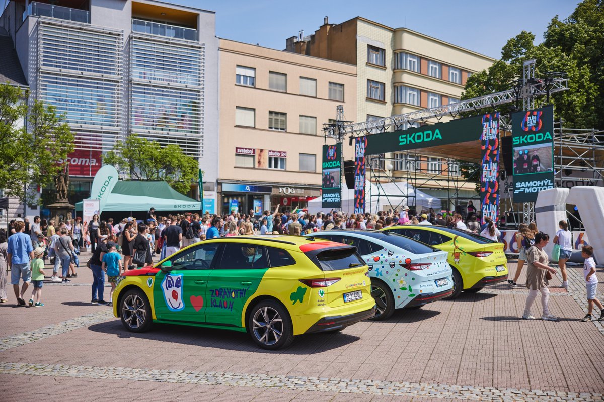 The #SkodaEnyaq “Clown Car” is the third #car of its kind to serve as a means of transport for #clowndoctors. 🚘 The mission of the professionally trained clowns is to support sick children and older patients during hospitalisation, and to ease the burden of treatment. 🧑‍⚕️