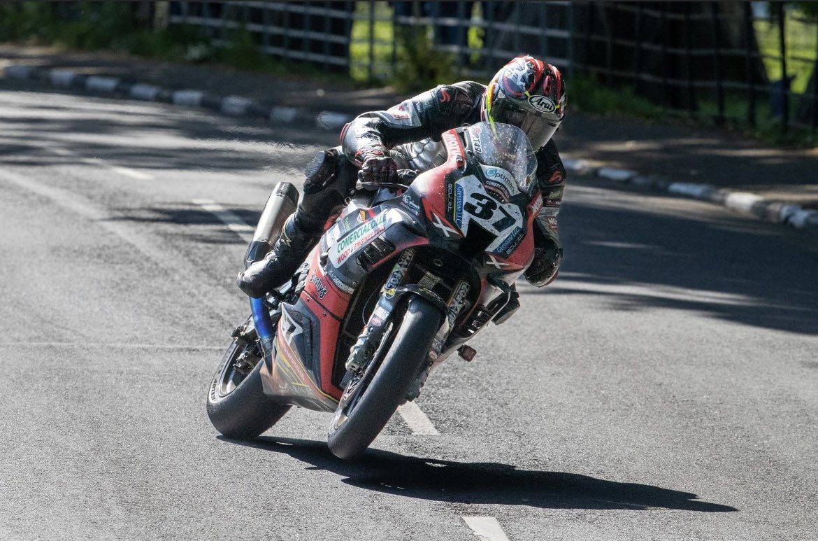 A Tony Lloyd-Davis 📸🔝🔜
#iomtt #RT49🐗 #Tollracingteam