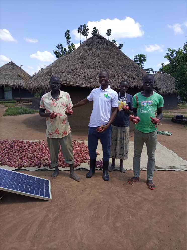 Nothing makes us happy like seeing farmers succeed in their enterprises! Increased yields means a lot for a farming household; food security, income for medical care, school fees, housing and an improved social life.

#farmersfirst