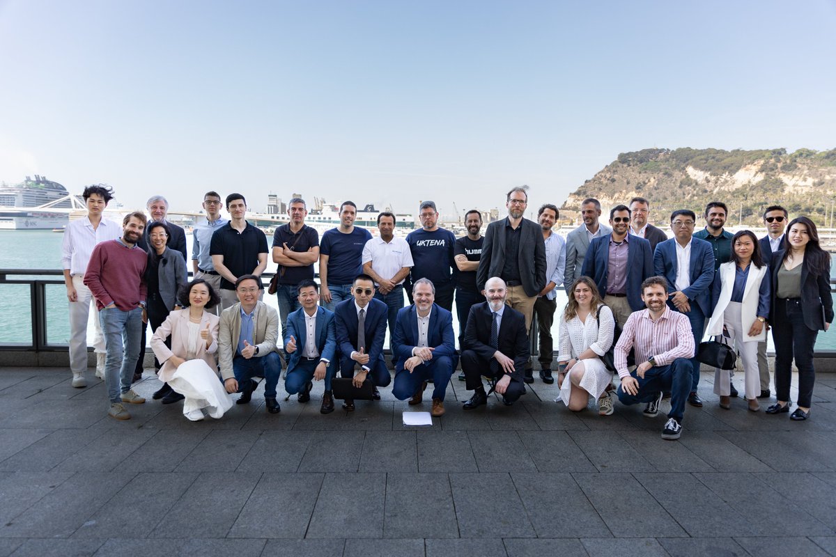 HuaweiSpain's tweet photo. ¡¡Enhorabuena a todas las ganadoras 👏!!

@CinfoTV, @fitness_kpi , @TVUpMedia, @coin_scrap , @Venped_SaaS, MoonBack, Mouters, @photoilikecom, @processtalks1 y @Uktena_es.

¡Es hora de que mostréis vuestro máximo potencial!

#HuaweiCloudStartupProgram ☁️ https://t.co/SZJn9byB8G