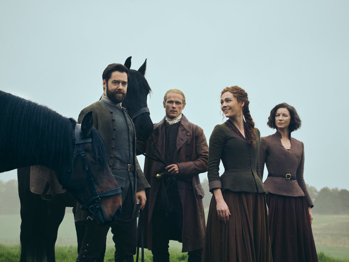 😄 ¿Sabéis por qué están tan alegres? 😄

¡Porque se acaban de enterar de que <a href="/MovistarPlus/">Movistar Plus+</a> va a organizar una première de la T7 de #Outlander!

Permaneced atentos a nuestros perfiles de RRSS... 😏

#PremiereOutlanderMovistar