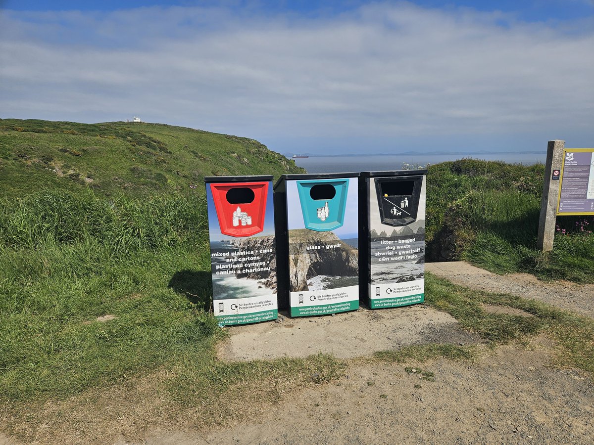 Holiday #bins from Costa del #Pembrokeshire. We had a super week camping in St. Davids. The highlight was visiting #Skomer Island to see the 40,000 #puffins during mating season. It was absolutely awesome.