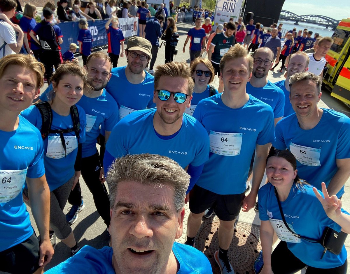 Wonderful weather – summer in the city – Hafen City Run at its best!
The #encavis Team enjoyed the early morning start on Saturday, 3 June 2023, to participate for the 2nd time at the Charity Run Hafen City - 4.5 km of sport and #fun for a good cause 🏃‍♂️

#hafencityrun #teamwork