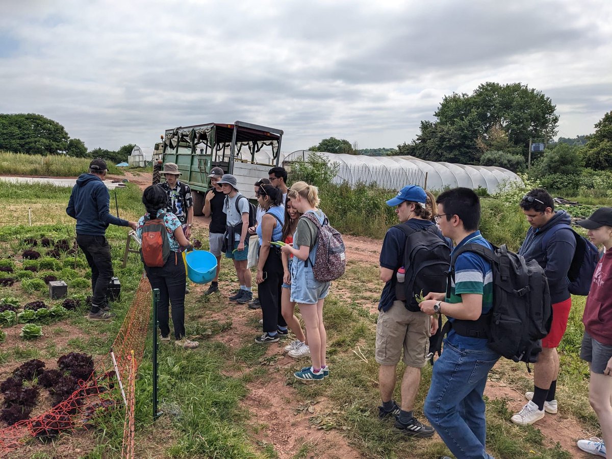 Day two underway here, starting with a trip to Shillingford Farm for some of our students 🚜

Getting involved in some hands-on farming and a tractor ride, as they learn about Future Food 🚀

#GCExeter #UniOfExeter