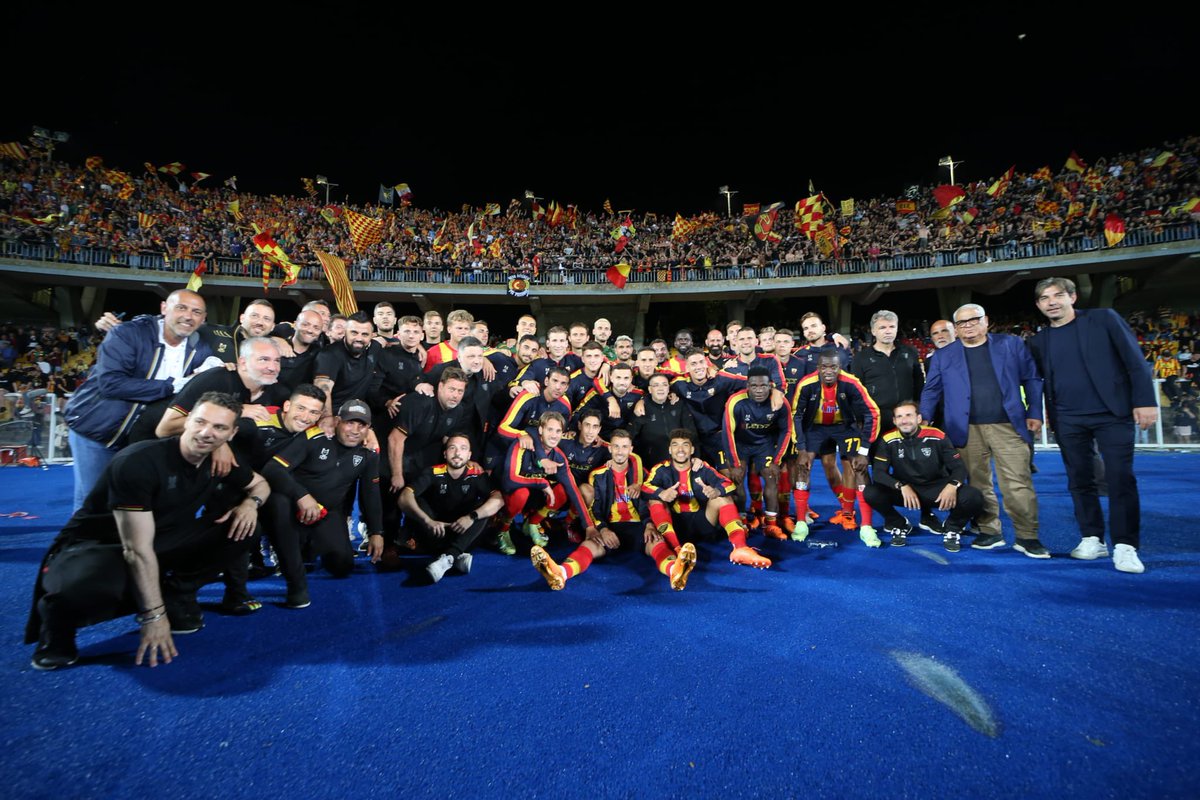assanCsay9's tweet photo. A season full of emotions comes to an end  .We thank you for all the affection and support you have given us throughout the season. proud to wear and fight for this shirt. #AvantiLecce💛❤️ #Alhamdulillah #TrustTheProcess🇬🇲😍❤️ https://t.co/ncxLWRxXs8