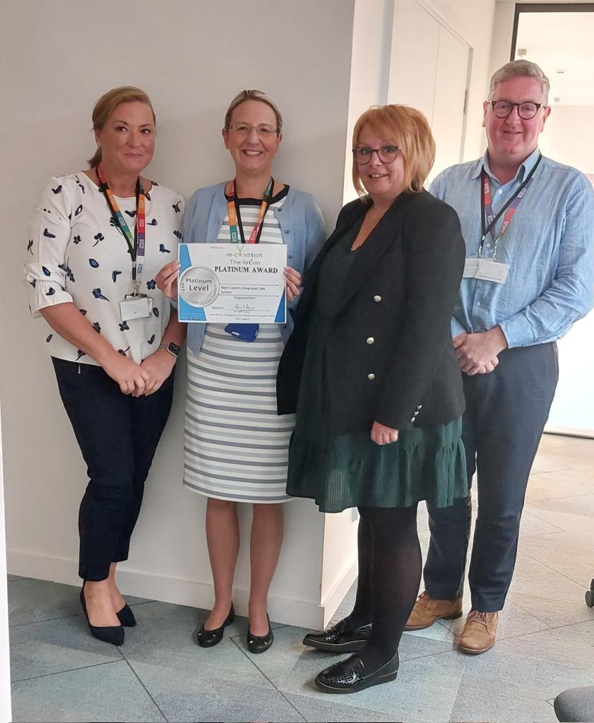 Privileged to award a platinum medal to @BlackCountryICS @katiewelborn25 for their work in care homes. Congratulations 👏👏 #ReconditionTheNation #ItCouldBeYou @ReconGamesUK @Rozyoung_ry @JBarnesNHS