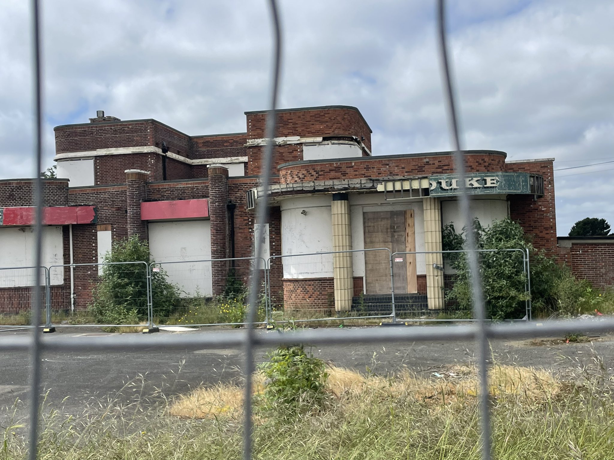 Save the Iron Duke Great Yarmouth on Twitter "This is what happens to a Listed historic pub