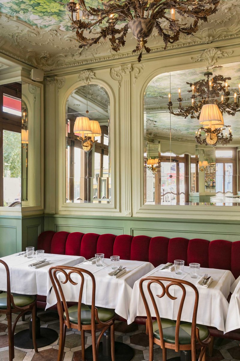 cntraveller's tweet image. These might be the most beautiful restaurants in Paris. trib.al/Tkfdyvg