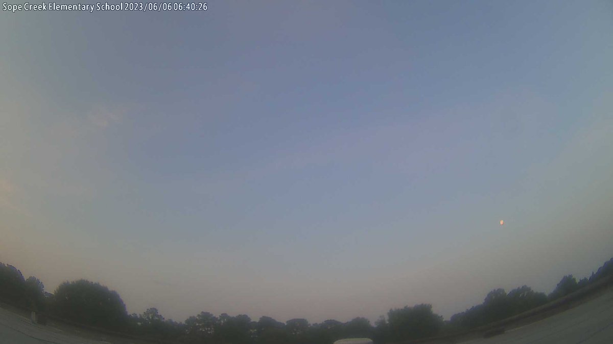 SCESWxSTEM's tweet photo. Sope Creek Elementary School at sunrise and it's 66.1 F. https://t.co/nBjPokcrVK