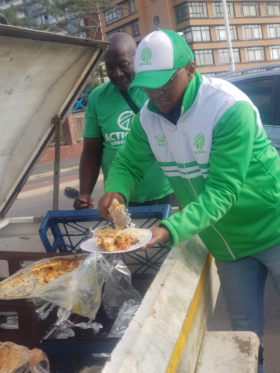 MusaKubheka8's tweet photo. We are for the people, today we fed more than 100 homeless people,led by Dr Rex Seemela,KZN Provincial Chairperson of Disability and Zanele Gcwensa,Ancillary  Forums.

#ActionSAHomeForAll @ActionSA_KZN @ActSA_KZN_Youth @Zwakelem https://t.co/IqdOKKi9iT
