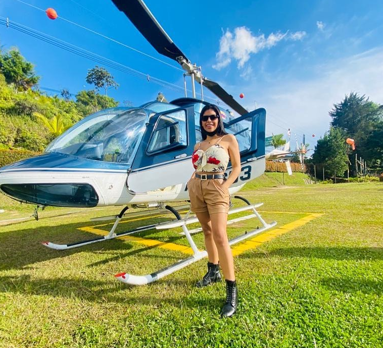 Sheila Ortega 💖 on Twitter: "Un paseo?😍 https://t.co/7tgLGxqHLZ" / Twitter