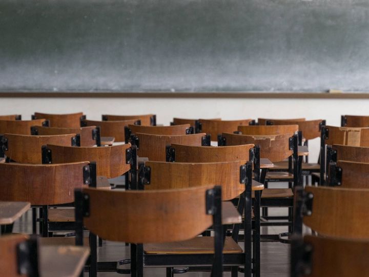 Seguimos deseando mucha suerte hoy también a nuestros alumnos de Ciencias Sociales, Artes y Humanidades en su primer día de EVAU. ¡Ánimo a todos!