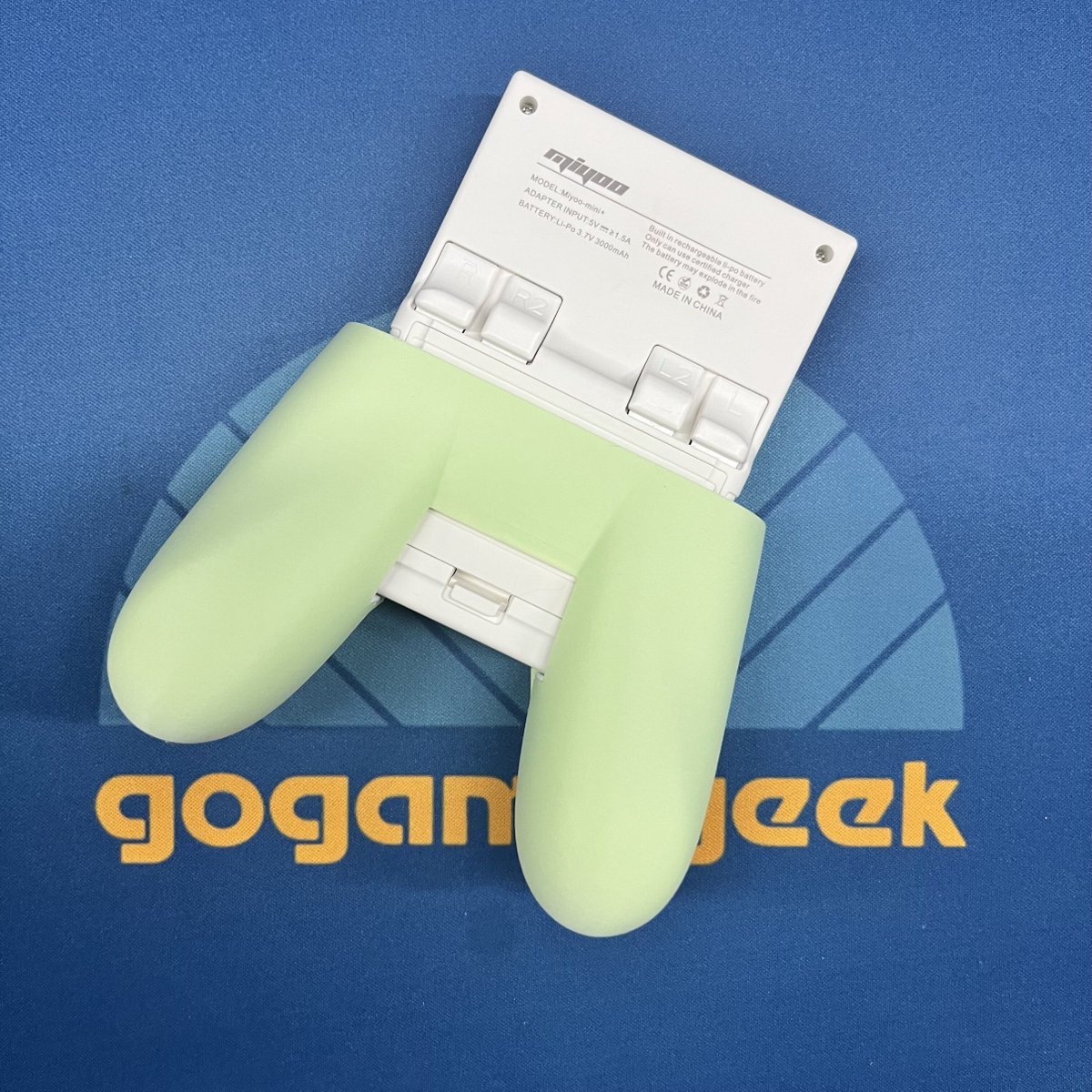 gogamegeek's tweet image. Kick off your summer in style with this new line of miyoo mini plus grip, will you like the green? 😍
gogamegeek.com
#gogamegeek #gamergirl #GamingLife #RETROGAMING #summer #gaming