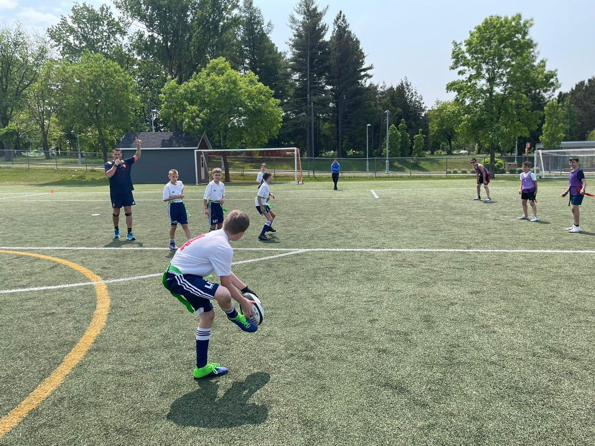 Tournois de #Frisbee et de #Flag_Rugby de la ligue #AEFE #UNSS 🇨🇦🇺🇸2023 

&gt; 7 établissements
&gt; 13 équipes mixtes
&gt; 120 élèves
&gt; 3 jours de compétition 

👍 Bravo au <a href="/StanQuebec/">Stanislas Québec</a> pour l’organisation 

<a href="/FosseValerie2/">Fosse Valerie</a> 
<a href="/MarieCLefranc/">Marie Lefranc</a> 

#TAN2023 🏉🥏