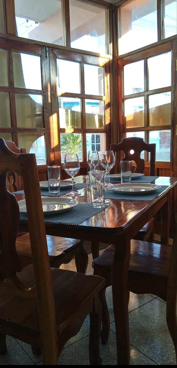 El restaurante "Cárdenas" ubicado en el municipio de igual nombre, constituirá sin dudas a partir de las próximas horas un nuevo centro gastronómico que ofrecerá nuevas opciones a la población.Con una imagen y confort muy superior al de años precedentes.
#Matanzas
#ComercioCuba