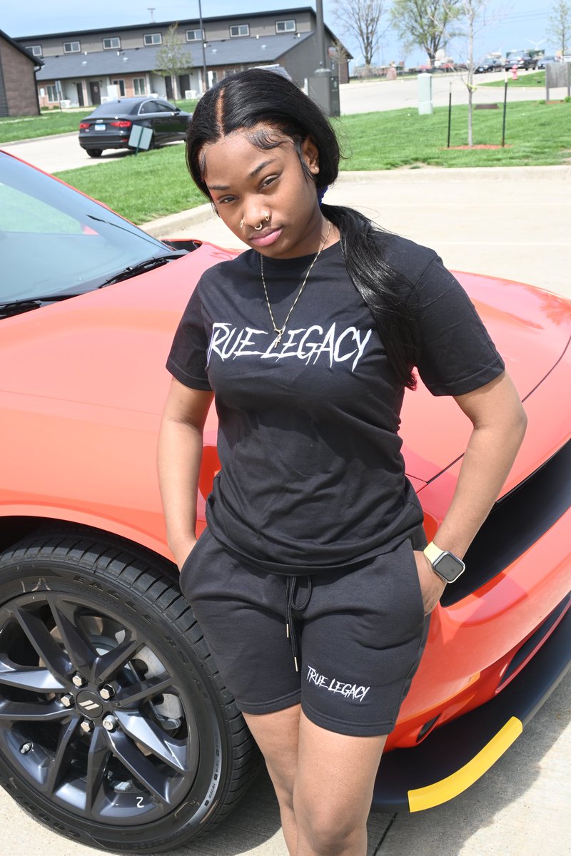Im__gone's tweet photo. JUST DROPPED THESE SETS FOR MY BRAND. WOULD APPRECIATE YALL SUPPORT🤞🏾🖤

@TRUE_LEGACYLLC 
https://t.co/nmhqaVFeKx
IG: https://t.co/Y2Fm2pW0LP https://t.co/oMcCKTGXMz