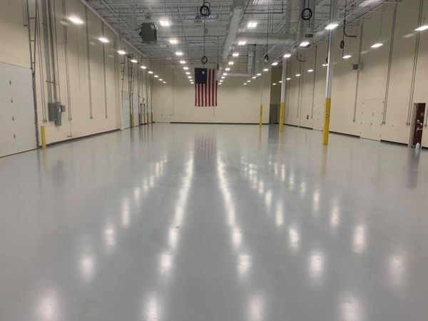 Before & After of a specialty ESD floor.

See more projects at: elitecrete.com/electronics-ma…

#industrialflooring #facilitymanager #epoxyflooring #elitecrete