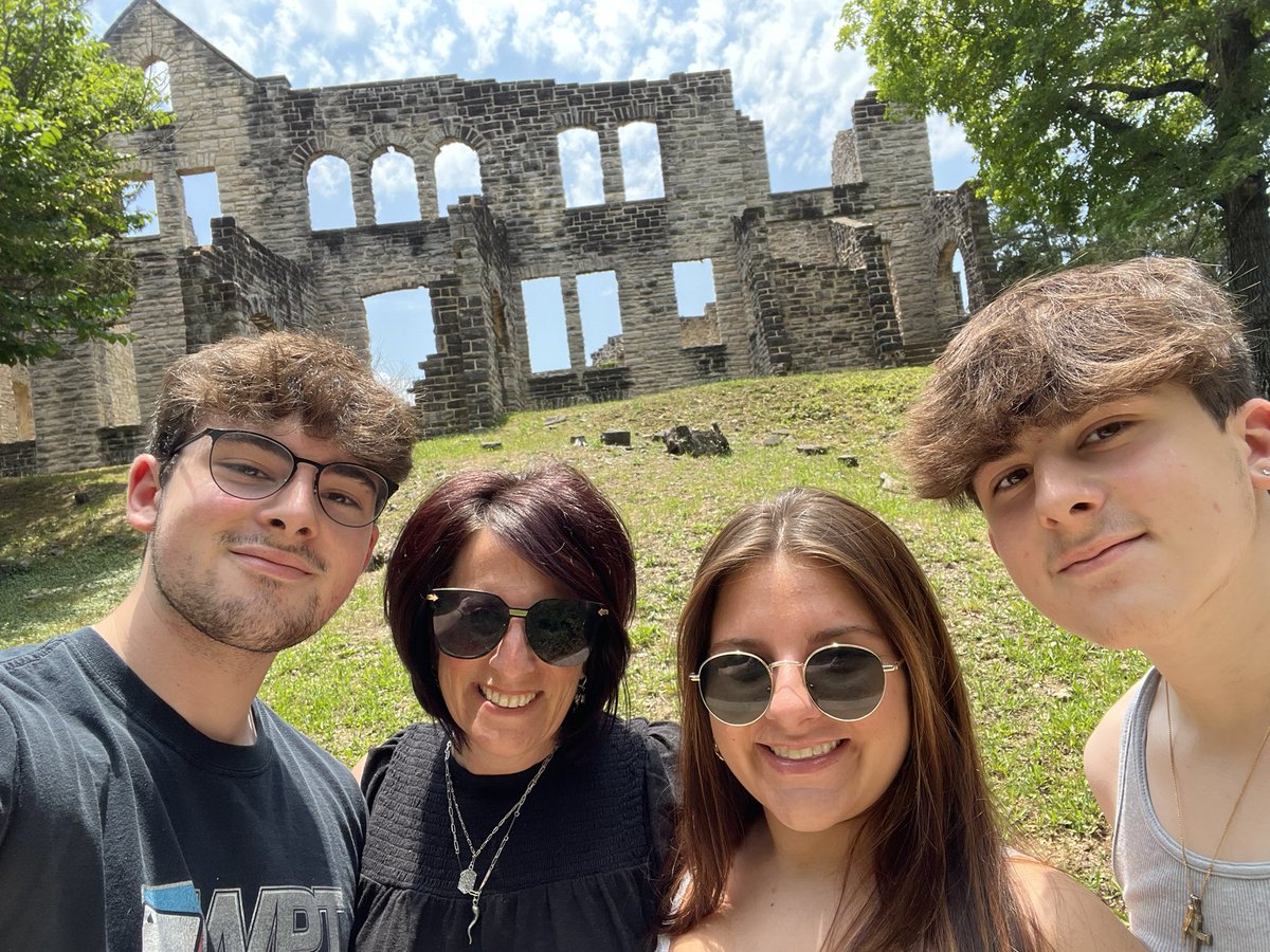 traci mitchell tweet media