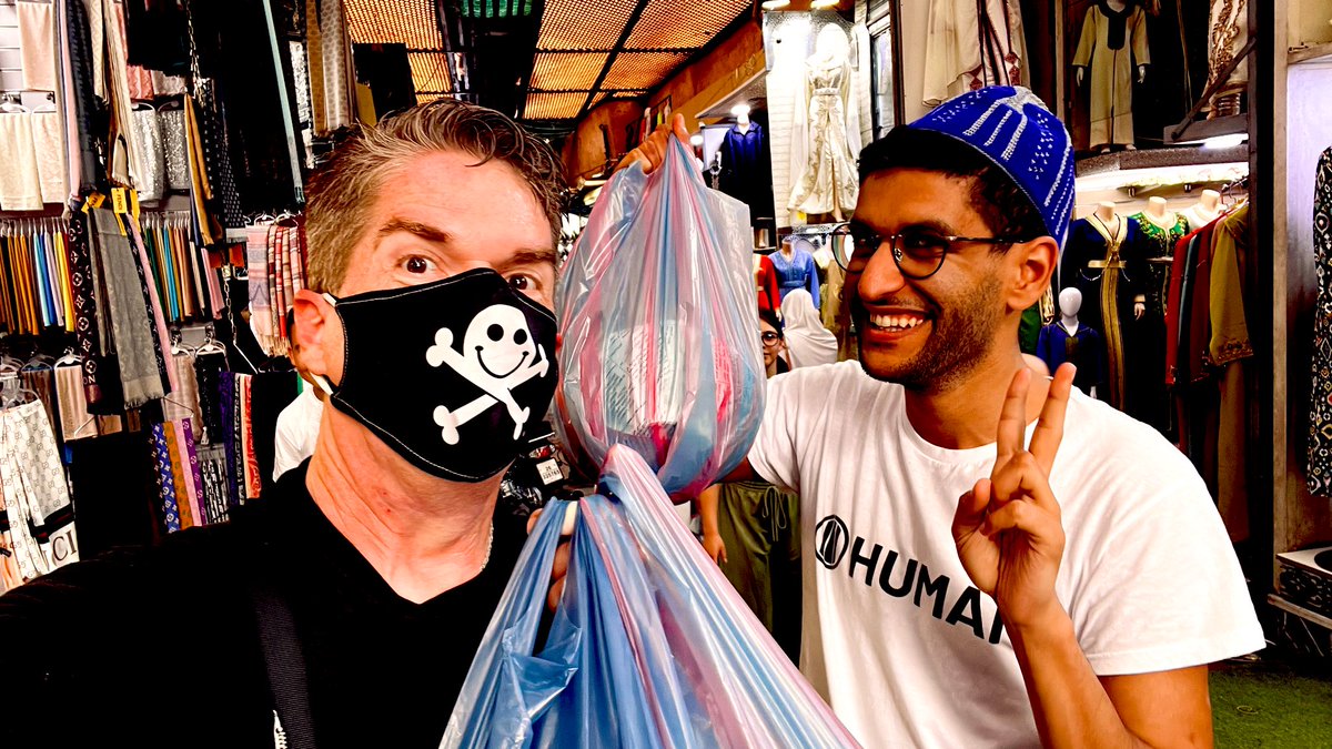 jaysonstreet's tweet photo. And what does one do in the Medina? 🤔
Well @zackhimself &amp; I we shop!!! 😁
#HackerAdventures https://t.co/o4zw4bPjpg