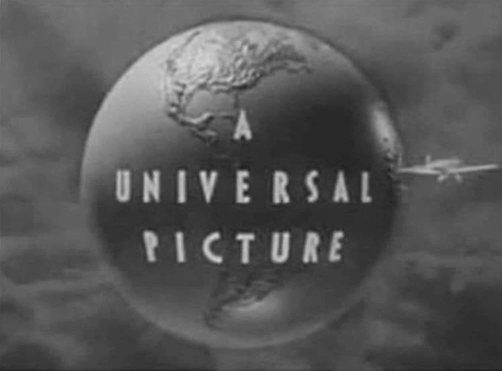 Universal Film Şirketi’nin
1927 yılında NASA kurulmadan,
uzay çalışmaları başlamadan,
film başlangıçlarında kullandığı,
ve Dünya’yı tasvir ettiği logosu 
İlginç olan;
NASA 1972 yılında Dünya’yı
ilk kez uzaydan fotoğrafladığında,
Dünya’nın şekli, 1927 yılında
Universal Film…