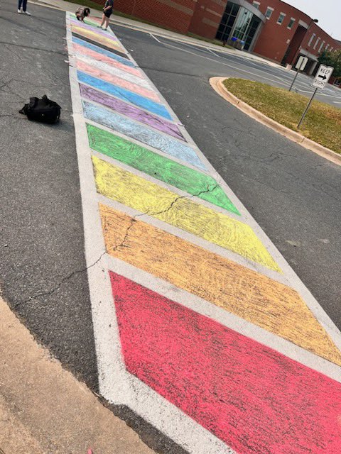 missmcd229's tweet photo. We are walkin’ on rainbows at Northwest High School 🐾🌈🐾 Thank you @USHistoryMcC and students for spreading #jagpride for #prideweek 🏳️‍🌈🏳️‍⚧️ @NorthwestJags @mcps_lgbtq @mcps_lgbtq https://t.co/RrgJ8zwAKN