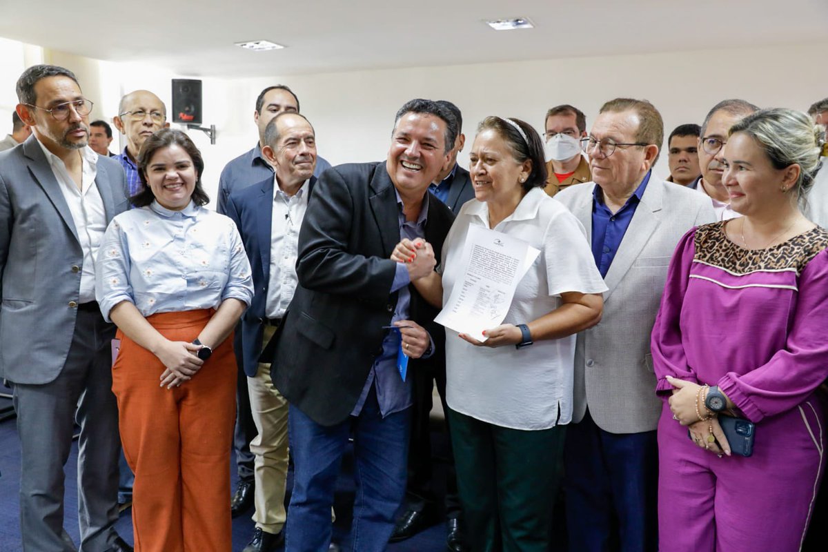 fatimabezerra's tweet photo. Nosso objetivo maior é fazer com que a ciência seja cada vez mais valorizada e priorizada através deste conselho tão importante para o presente e o futuro do RN. Agradecer a esta governança coletiva que agrega academia, setor produtivo e nosso governo.

Viva a ciência!

#EquipeFB https://t.co/94wRnkXHqs
