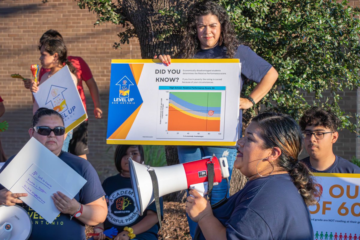 SA_MindshiftED's tweet photo. One week ago 80+ parents and children gathered to amplify the literacy crisis and launch #LevelUpSA, a citywide awareness campaign on literacy rates, curriculum & instruction.
We will no longer accept failure. Join us. https://t.co/2w65HGevXl