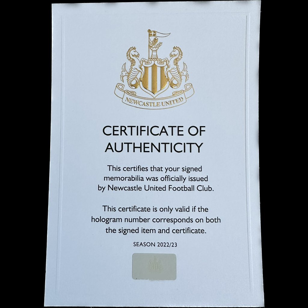 #NewcastleUnited 2022/23 #signed Squad Shirt 
  ⚫️⚪️⚫️⚪️⚫️⚪️⚫️⚪️⚫️⚪️⚫️⚪️⚫️

Canny isn’t it? 

#NUFCFans #Newcastle #NUFC #sportsmemorabilia #nufc4life #championsleague #ucl #nufctransfers
#ToonArmy