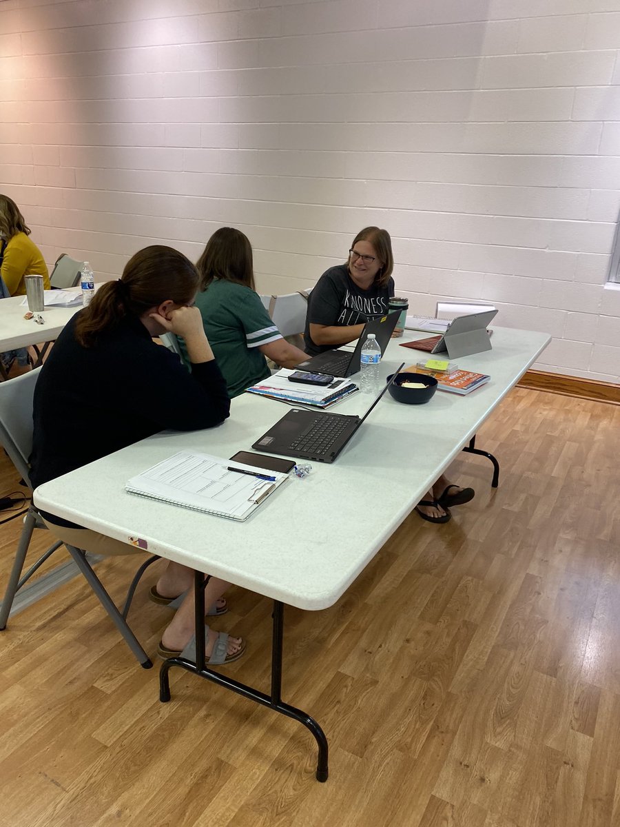 BGoodArtnGift's tweet photo. Seriously… some days I just can’t believe this is my job. I am so darn lucky! These educators are voluntarily attending summer PD! Kudos to @NHSTruckers for inviting us to facilitate another great day of @NorthPointESC #GiftedPD!
#PBL #PersonalizeOH https://t.co/gMbsmfv08Z