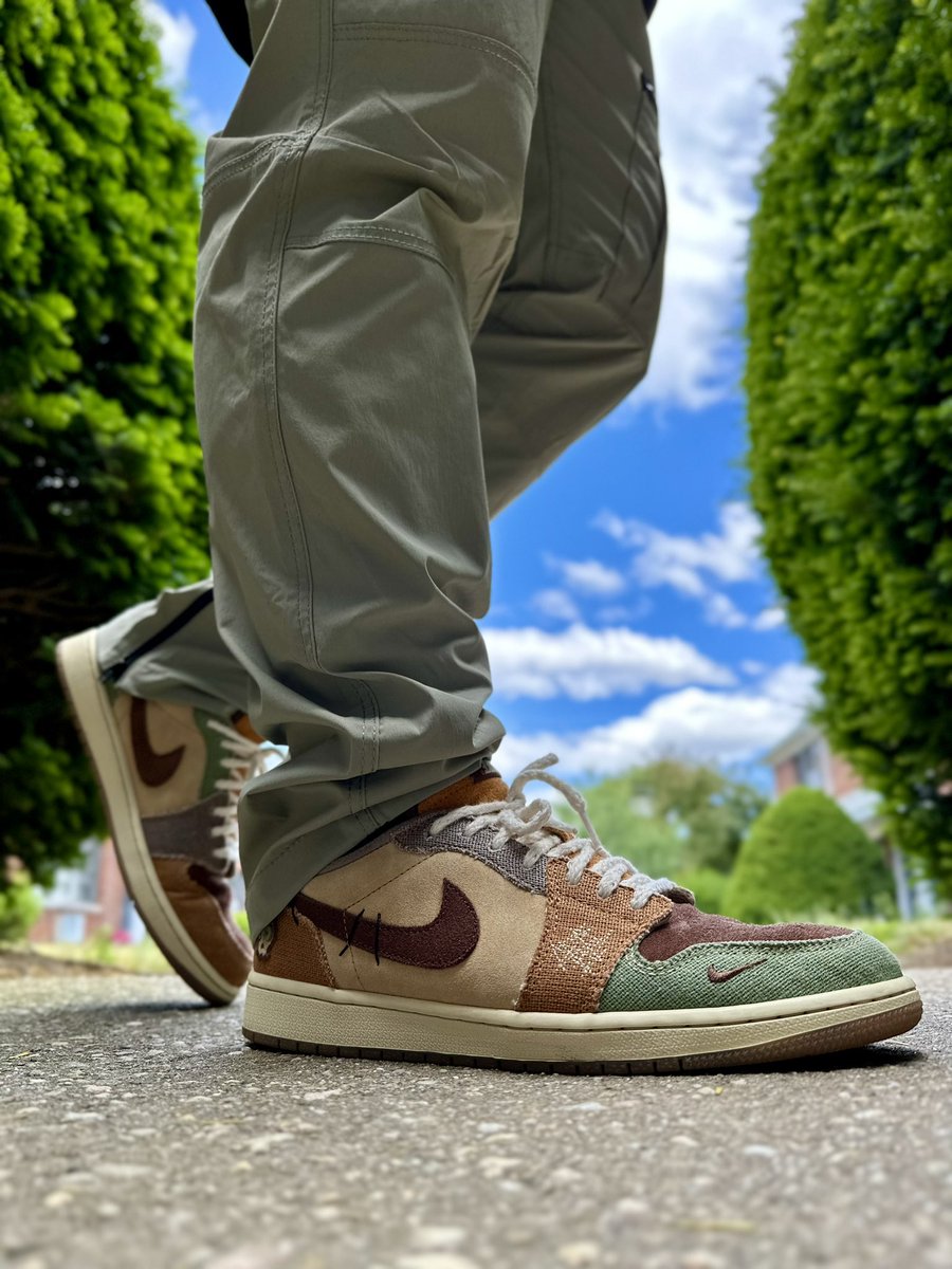 kbeastmode1's tweet photo. #kotd  #snkrsliveheatingup @Nike @nikestore https://t.co/wvWygRc5G2