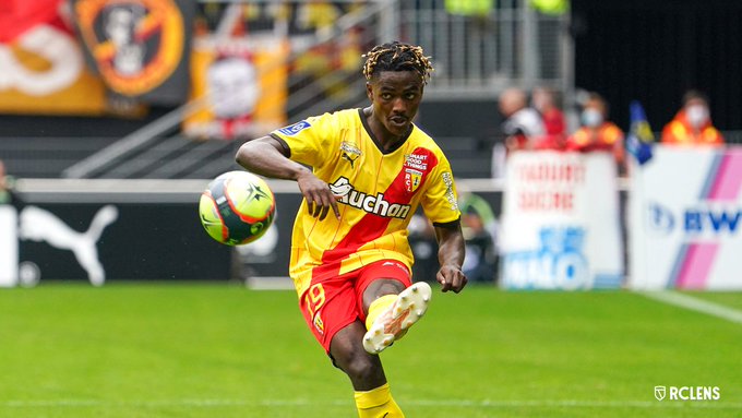 Ismaël Boura zu Troyes 🔄.
Ismaël Boura kam 2014 nach Troyes und hat ...