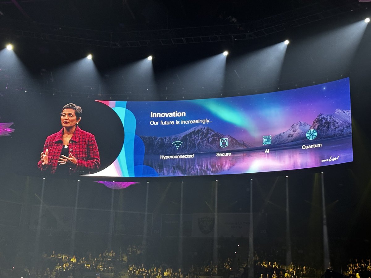 zkerravala's tweet image. #ciscolive ⁦@lizcentoni⁩ talks #hyperconnected #secure #quantum #ai