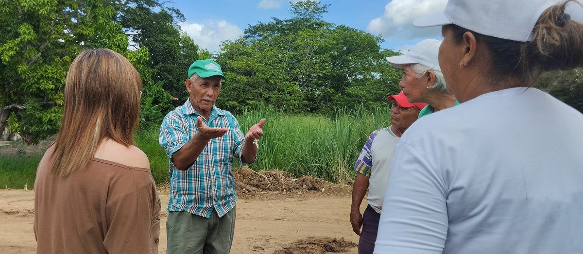 ZaidaVahlis_'s tweet photo. Escuchanos los planteamientos por parte de la comunidad #Sabanita de la parroquia #Yocoima del municipio #Caroni.

Quien nos preocupa que está apunto de quedar incomunicada con los demás sectores campesinos de la zona.
Urgente total atención! #ZaidaVahlisContigo #CiudadGuayana https://t.co/MXMRTw7W3S
