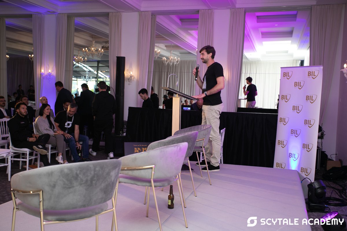 scytaledigital's tweet image. 2/ @Acurast interconnects worlds such as Web2, Web3, AI or IoT through its Universal Interoperability layer. Giving projects a way to get seamless access to Web2, other Web3 ecosystems and even to AI or IoT. #scytaleacademy #decentralizedlugano