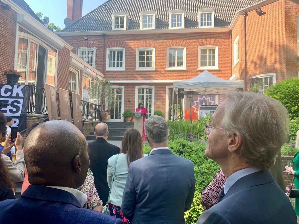 Robbert Dijkgraaf tweet media