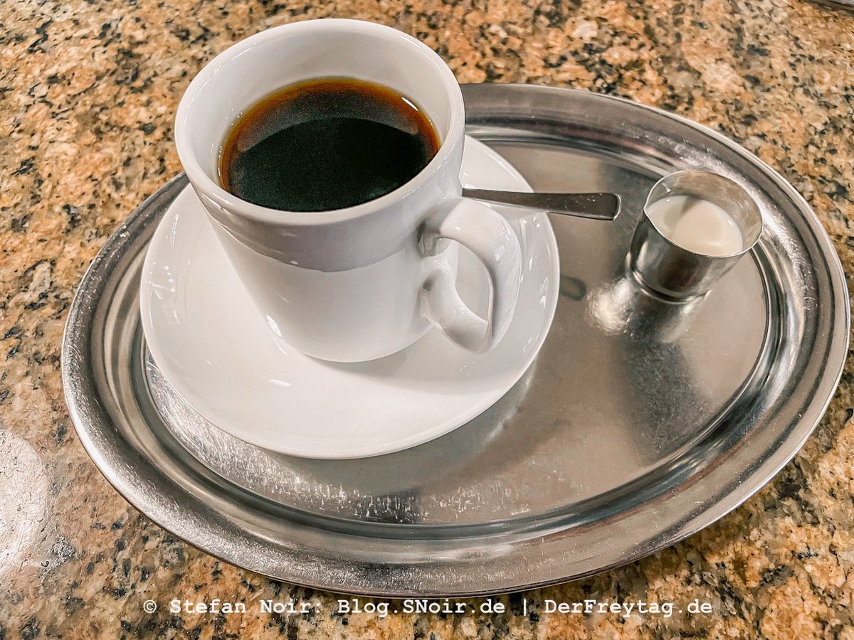stefan_noir's tweet photo. Der Kaffeehausschreiber ☕️ 

#ErstMalKaffee #Kaffeehaus #Beckstein #Bamberg #DerKaffeehausschreiber https://t.co/bd9weXlC4w