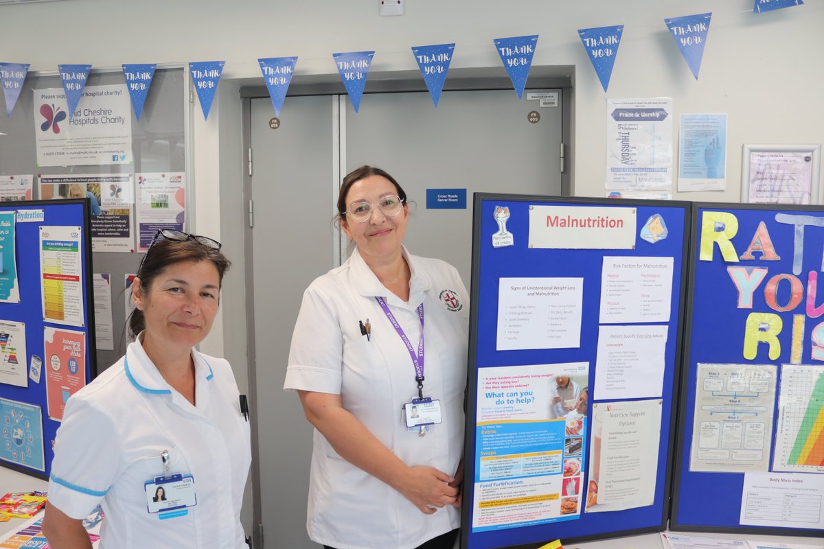 MidCheshireNHS's tweet photo. For #DietitiansWeek2023, Alison and Cara are at Leighton Hospital's Crossroads today, discussing how malnutrition can lengthen hospital stays, reduce quality of life and increase the risk of developing other diseases. 

Find out more about the week at ➡️ https://t.co/TKEumBHPP4 https://t.co/Zfs7rjvRQn