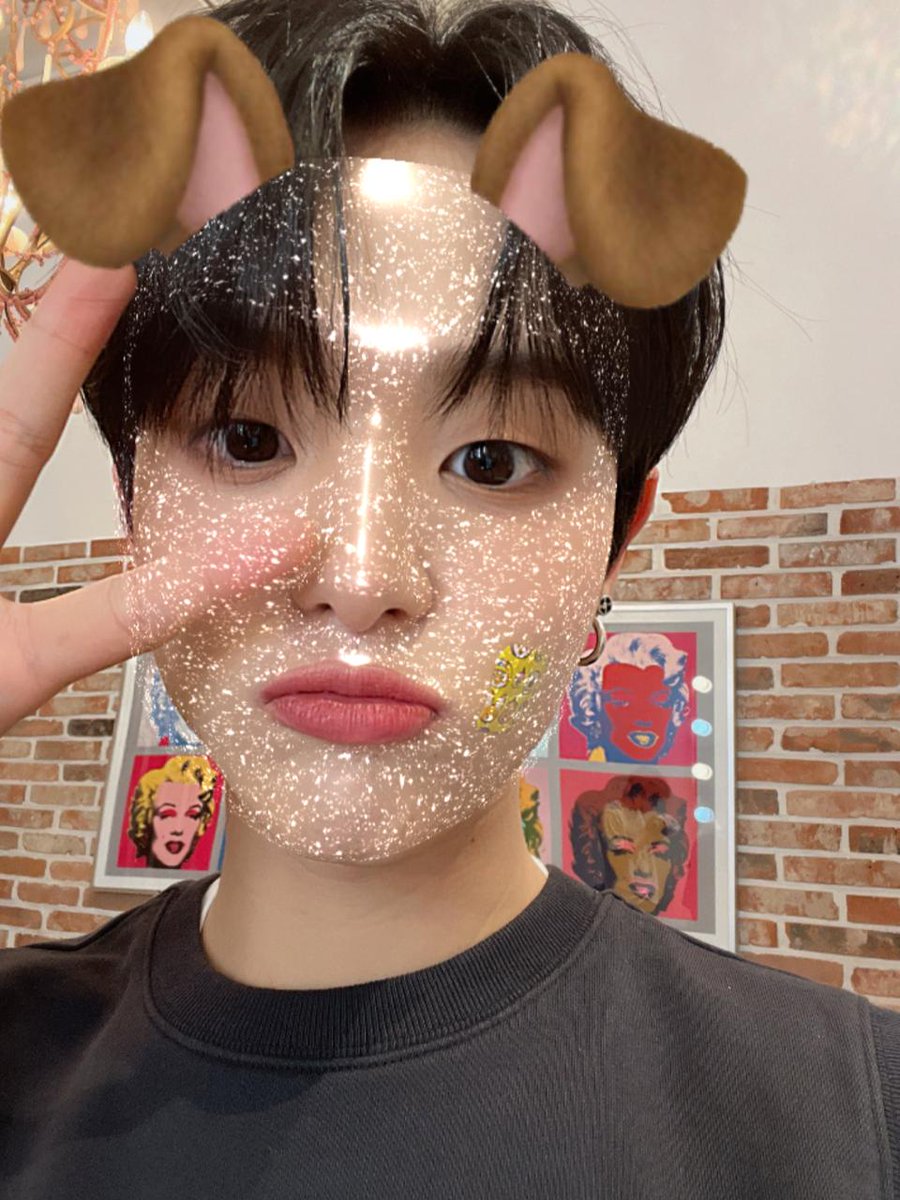 — selca with dog mask filter! ☆

#TMSD #TreasureMakerSelcaDay #TeumeSelcaDay #PARKJIHOON #지훈 #TREASURE @treasuremembers