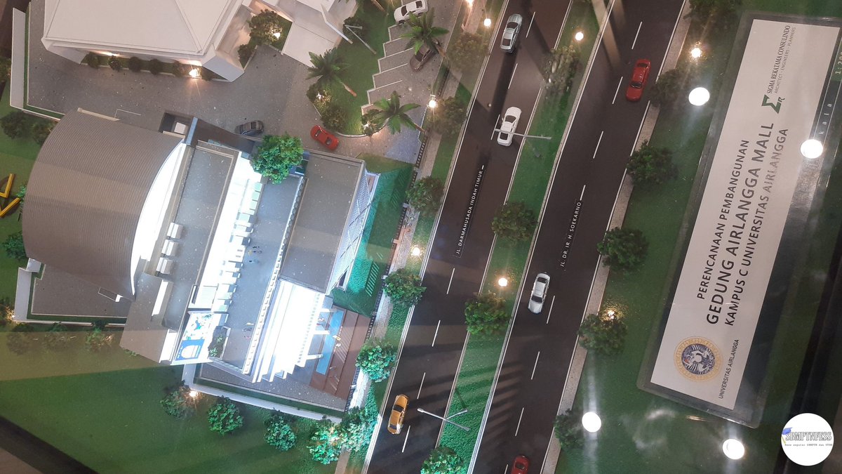 sbmptnfess's tweet image. 🗣️ kuliah mahal-mahal paling fasilitasnya gitu-gitu ajaunair : .... 🏫