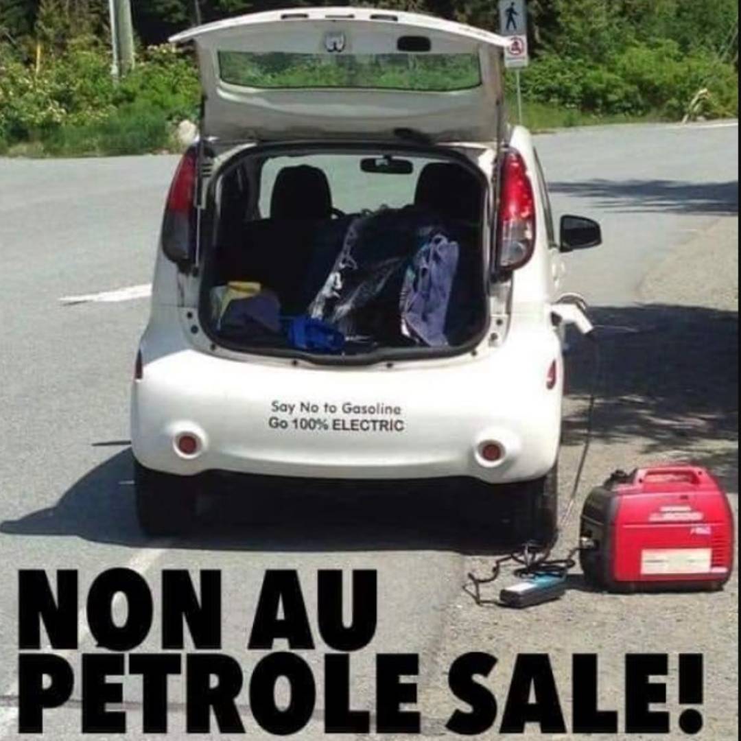 Ah le maudit pétrole sale!

Il n'y a pas grand chose de plus ironique que d'utiliser une génératrice à ESSENCE pour redémarrer une voiture électrique. 🤦‍♂️

Probablement conduit par un Solidaire 🤣😏